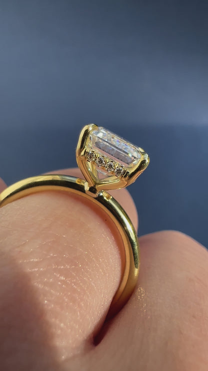 Emerald Cut Solitaire